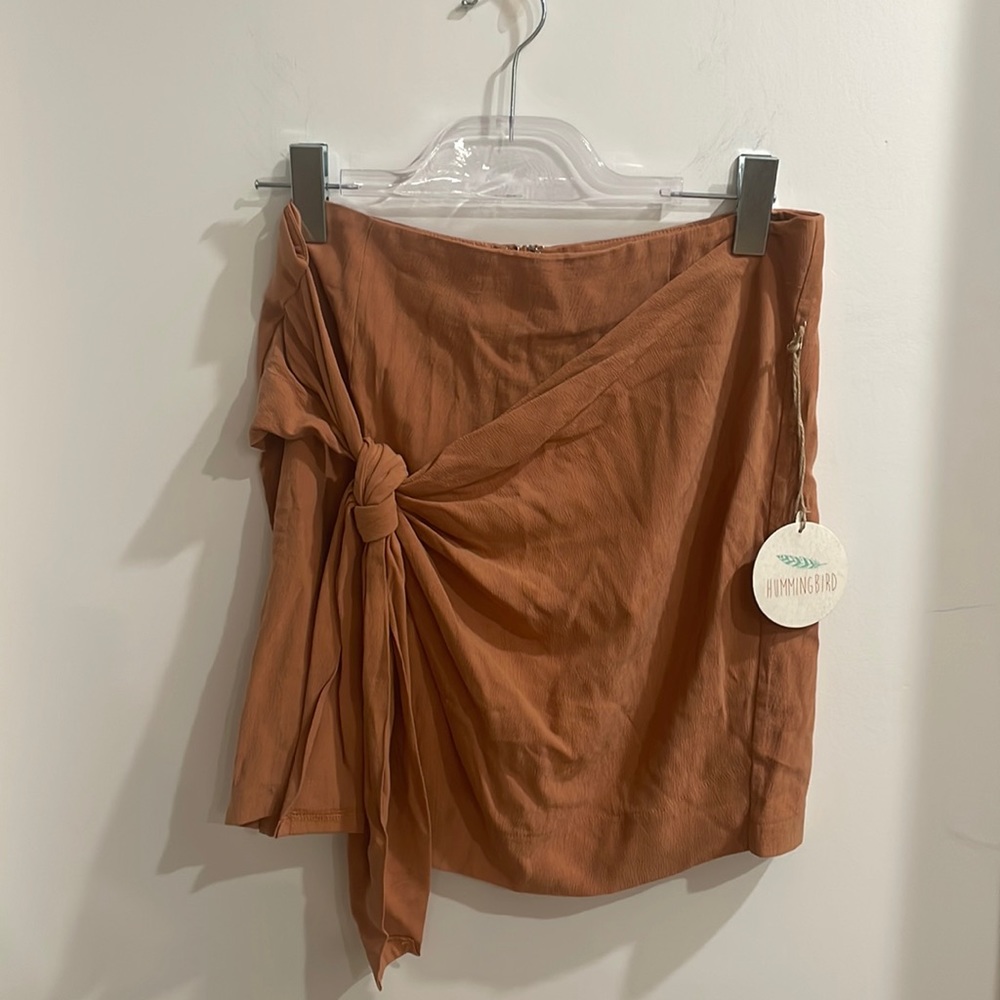 Boutique new with tags tan tie skirt